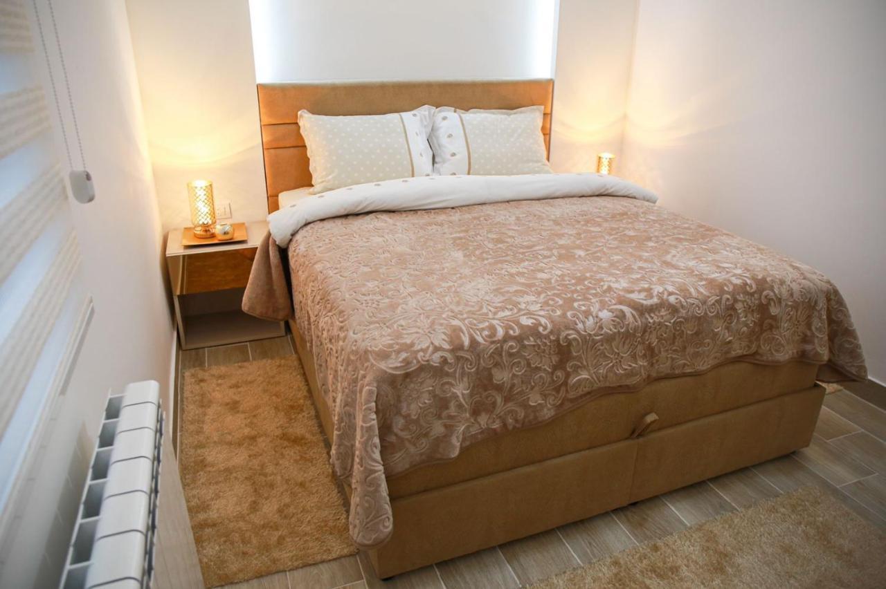 Lux Apartment As Жабляк Экстерьер фото